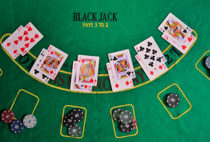 How to Play Blackjack and Beat the Odds